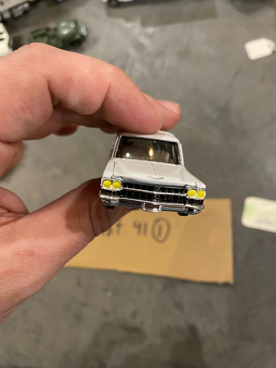 1998 Mattel Hot Wheels Phantom Coaches 1963 Cadillac 1998 Mattel Hot Wheels Phantom Coaches 1963 Cadillac
