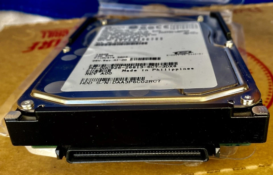 PH-0GC826 DeLL 0GCH26 3.5” Hard disk 146GB 10K U 320 SCSI 80PIN MAW3147NC - Image 2 of 3