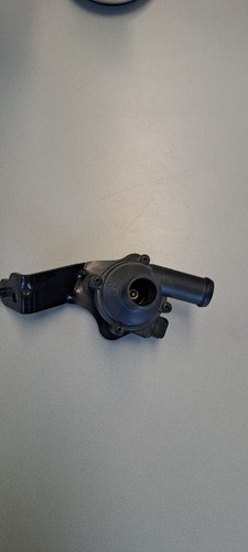 VW Audi Golf 7 5G A3 8V Wasserpumpe Zusatzwasserpumpe 5G0 965 561 A 7.03439.89.0