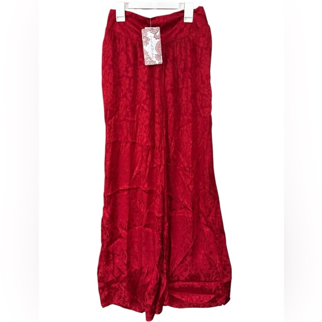 Band of the Free Wide Leg Ruby Red Pants NWT Size Small