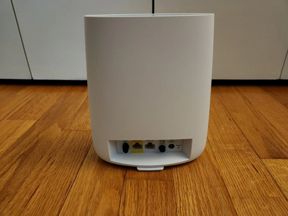 NETGEAR Orbi RBS20 Satellite Home Mesh WiFi Tri-band AC2200 -Converted Router- - Image 3 of 3