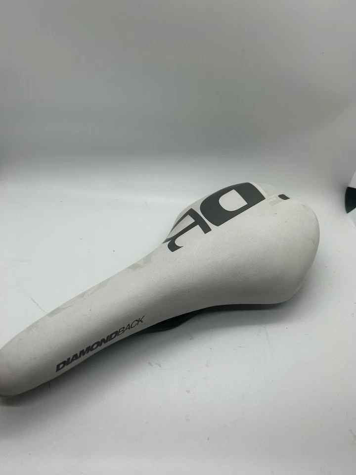 Sillín de bicicleta Diamondback para mujer Foto 3 de 3