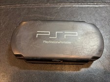 PSP Playstation Portable UMD Travel Hard Carry Case comes with NT2, UMD 