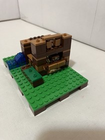 LEGO MINECRAFT The Crafting Box 2.0 21135 Pre-Owned Complete W/Minis No Box