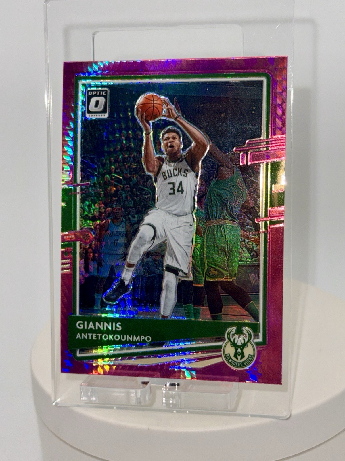 2020-21 Panini Donruss Optic - Giannis Antetokounmpo #29 Pink Hyper Prizm