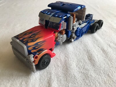 Transformers Ultimate ? Optimus Prime Autobot Ersatzteile oder Reparaturen