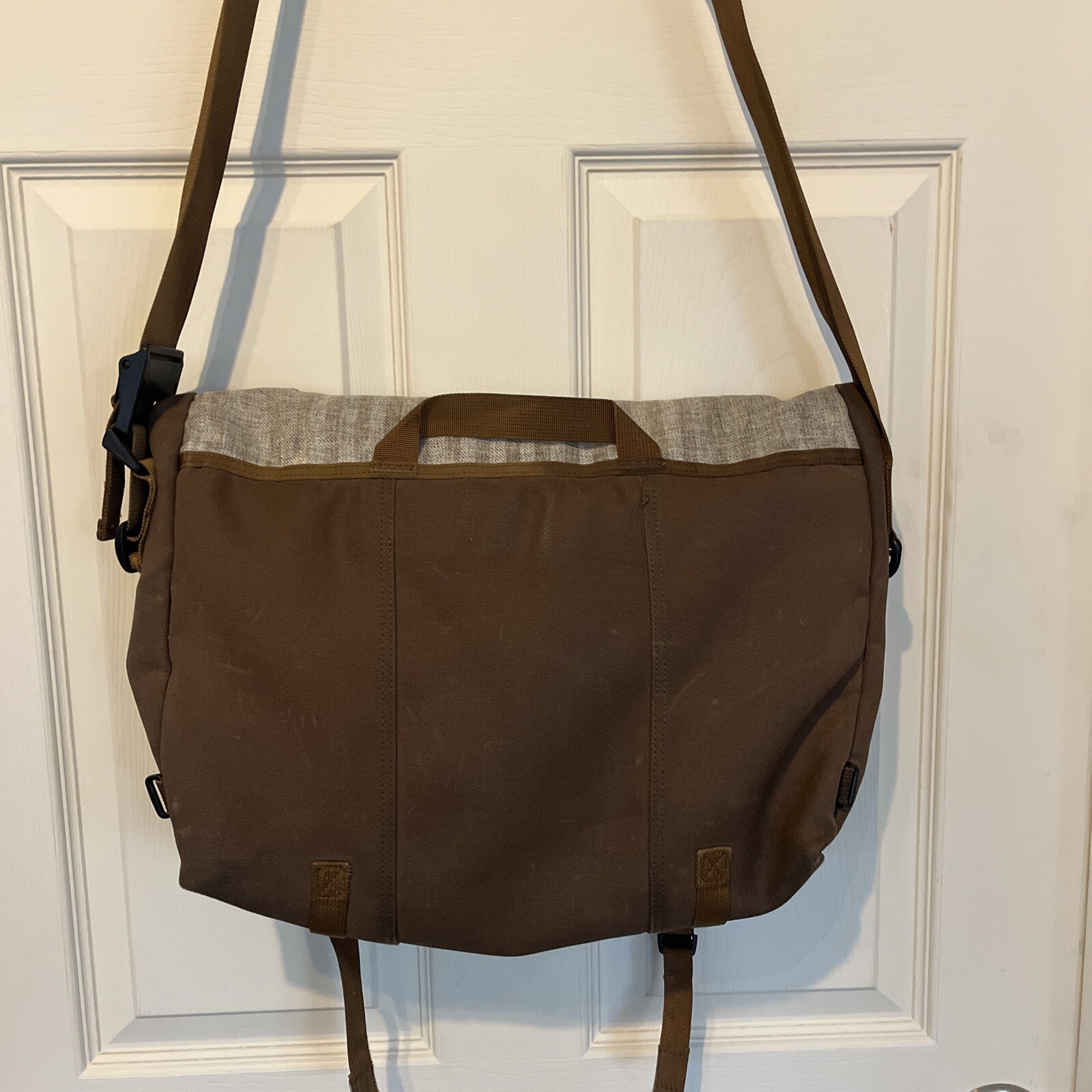 Timbuk2 Classic Messenger Bag Nylon Cross Body Should… Gem
