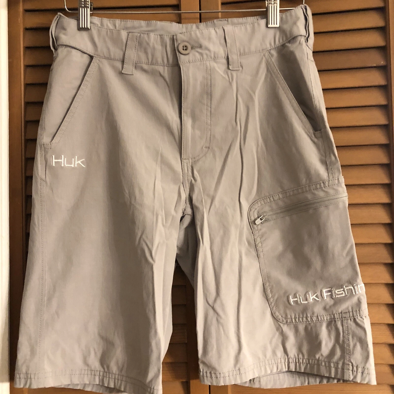 Huk Fishing Shorts Mens Small Gray Beige Cargo Performance Next Level Vented P
