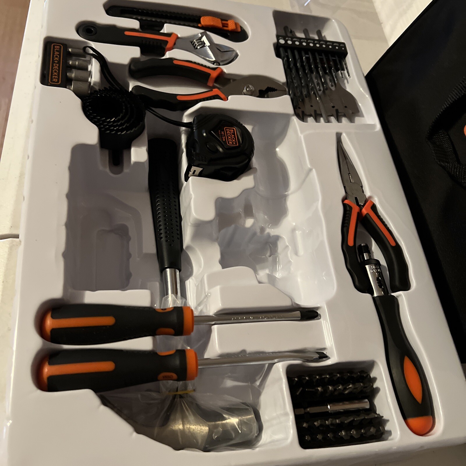 Black & Decker 65 Piece Home Repair Tool Set With Tool Bag NEW