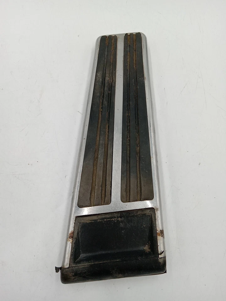 1977-1992 Cadillac DeVille Fleetwood Brougham RWD Gas Brake Parking Pedal OEM - Image 2 of 4