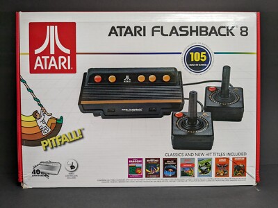 Atari Flashback 8 Konsole mit 2 Joysticks /  105 Spiele / Sehr guter Zustand  