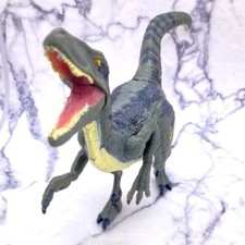 Jurassic World Velociraptor "Blue" Electronic Growling Attack Hasbro 2015 Raptor