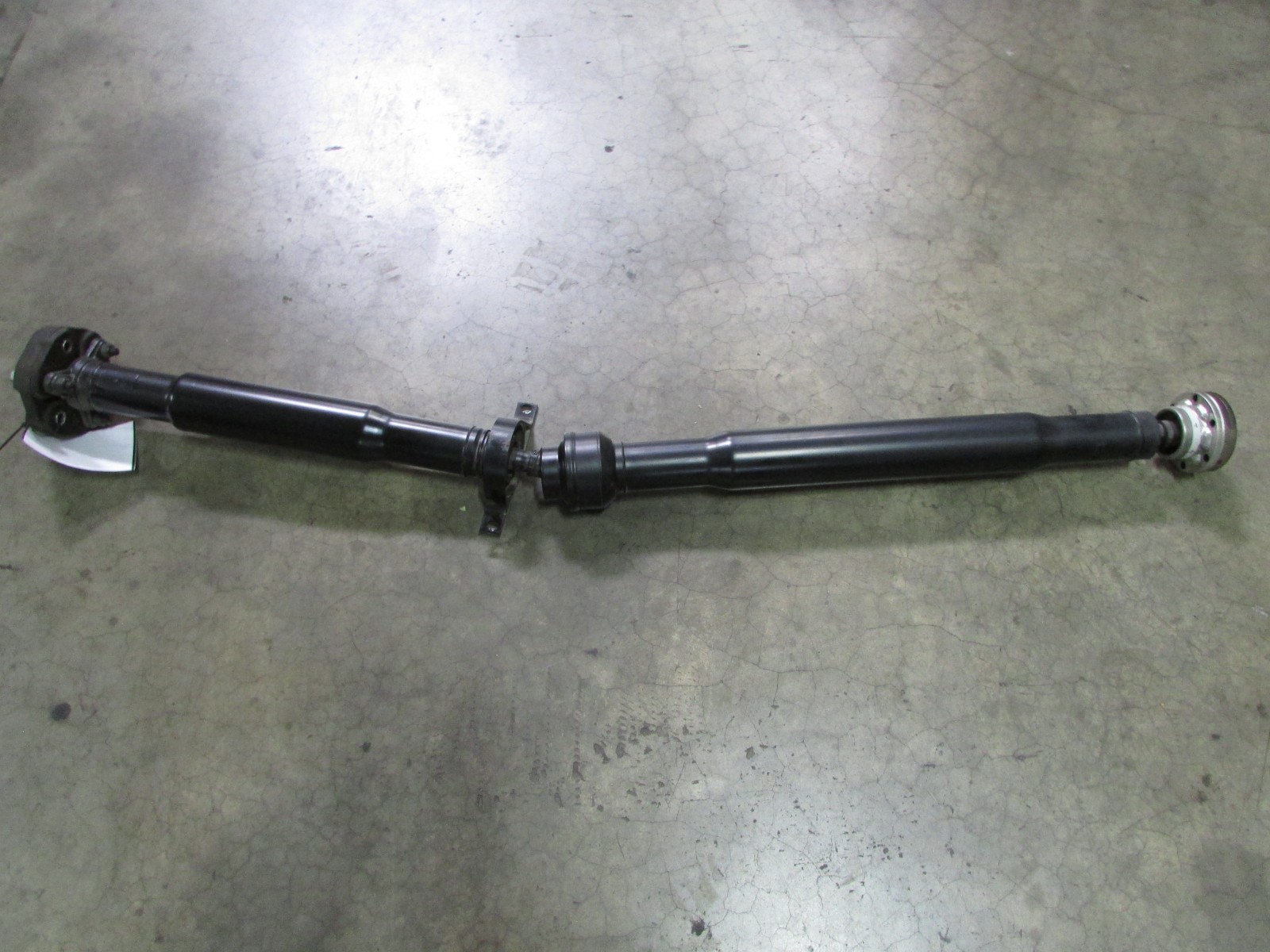 Maserati Ghibli, Rear AWD Drive Shaft, Used, P/N 670008546