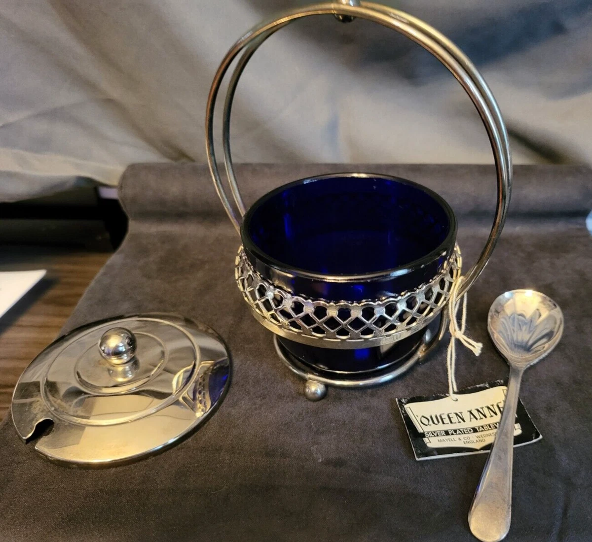 Spoon and plate stand hot sale