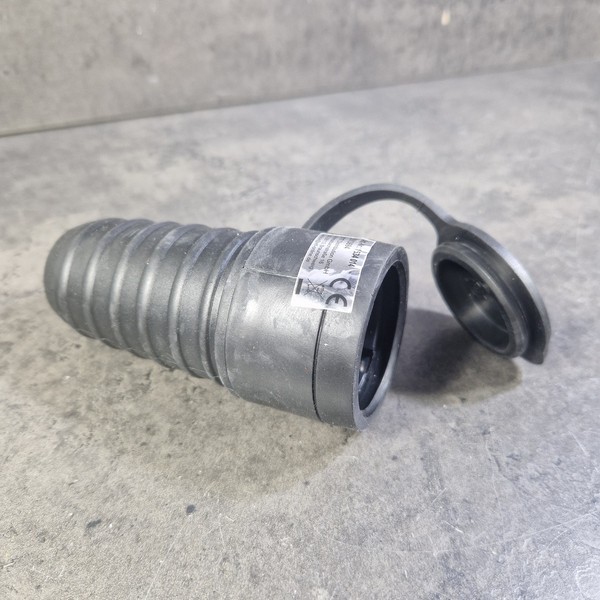 Gummi-Schutzkontakt-Kupplung Mcpower, Schwarz,Mit Deckel IP44 Spritzwasser-image