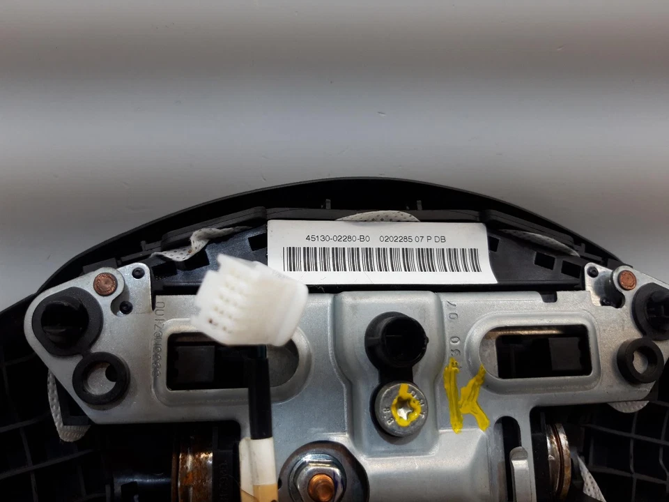 Toyota Auris 2008 volante SRS 4513002280 genuino *envío rápido - Imagen 3 de 3