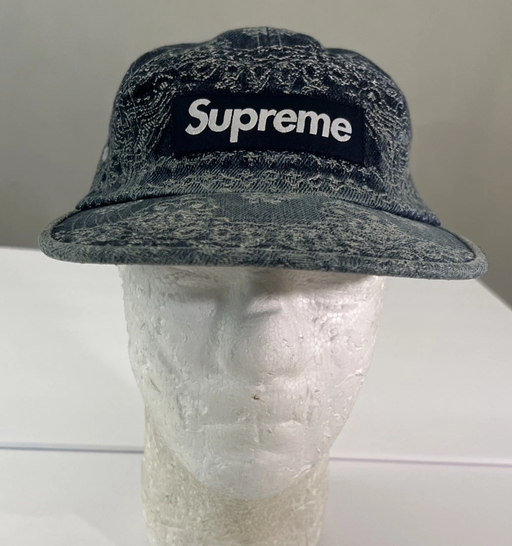 CASQUETTE DE CAMP EN DENIM JACQUARD BANDANA SUPRÊME BLEU OS (SS25 SEMAINE 7) (100 % AUTHENTIQUE)
