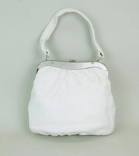 1960er jahre vintage goldpfeil HANDTASCHE weißes leder chrom und kunststoff