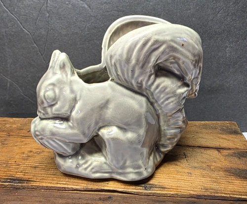 VINTAGE MCCOY ART POTTERY MAROON ART DECO FLOWER POT PLANTER