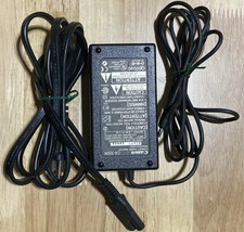 OEM Genuine Canon Camcorder Power AC Adapter CA-550K Charger Vixia Legria HF et