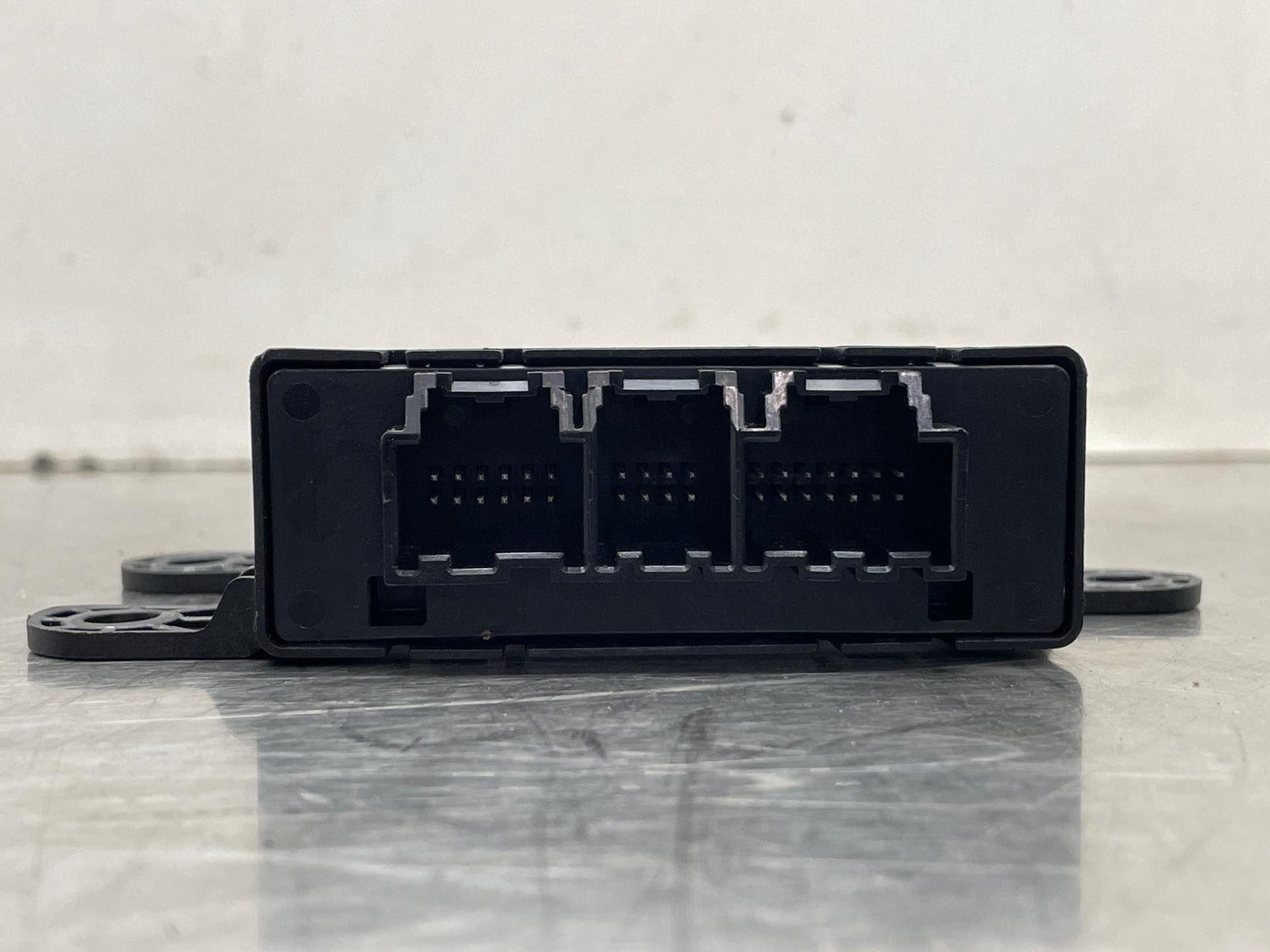 2014 Maserati Quattroporte Parking Assist Sensor Control Module ID 67000481914