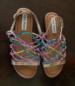 steve madden 3 strap sandal