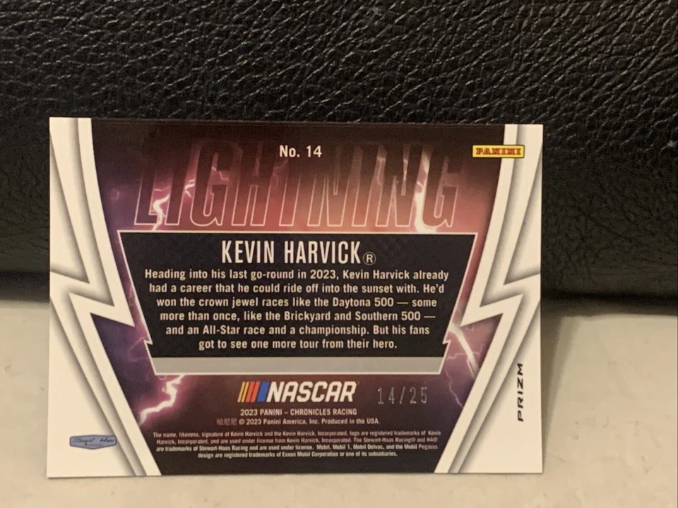 2023 PANINI CHRONICLES NASCAR RACING LIGHTNING KEVIN HARVICK PURPLE PRIZM #d/25 - Image 2 of 3