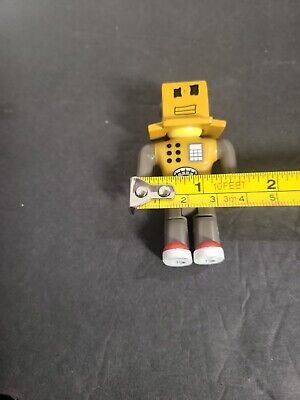 Roblox Series 1 Builderman 3 Mini Figure No Code Loose Jazwares - ToyWiz