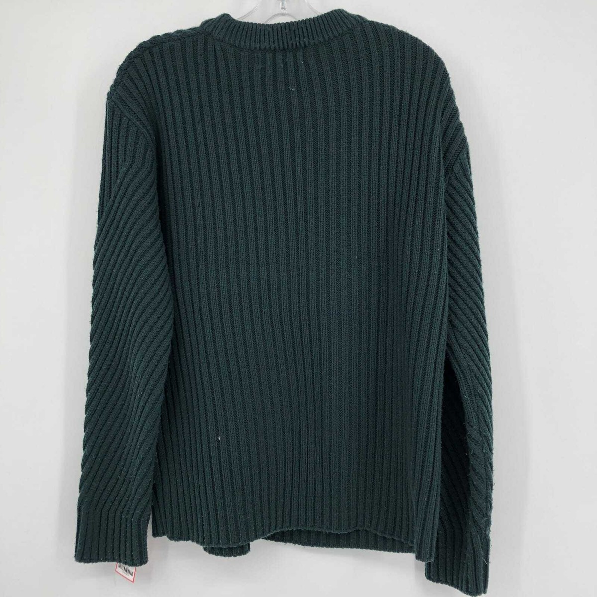 Green Long Sleeve Round Neck Sweater | Perfect for Any Occasion View 2