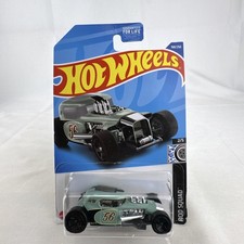 Hot Wheels 1:64 Mod Rod Rod Squad Green Custom Hot Rod Diecast Car 168/250
