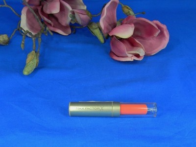MAX FACTOR LIPFINITY LIPPENSTIFT 10 CHARMING CORAL. 1101.7