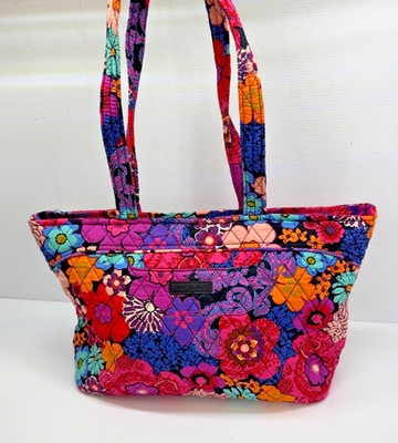 Vera Bradley Get Going Tote in Haymarket Paisley 16x10 15824-G15