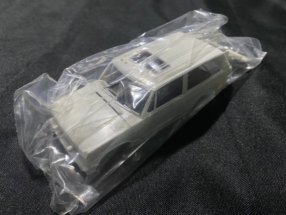 Tamiya Range Rover 1/32 (1905) - Image 3 of 4