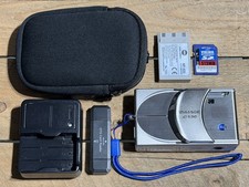 Minolta Dimage G530 Retro Digital Camera, Battery Charger, Case, Digicam. Tested