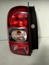Feu arrière Dacia DUSTER