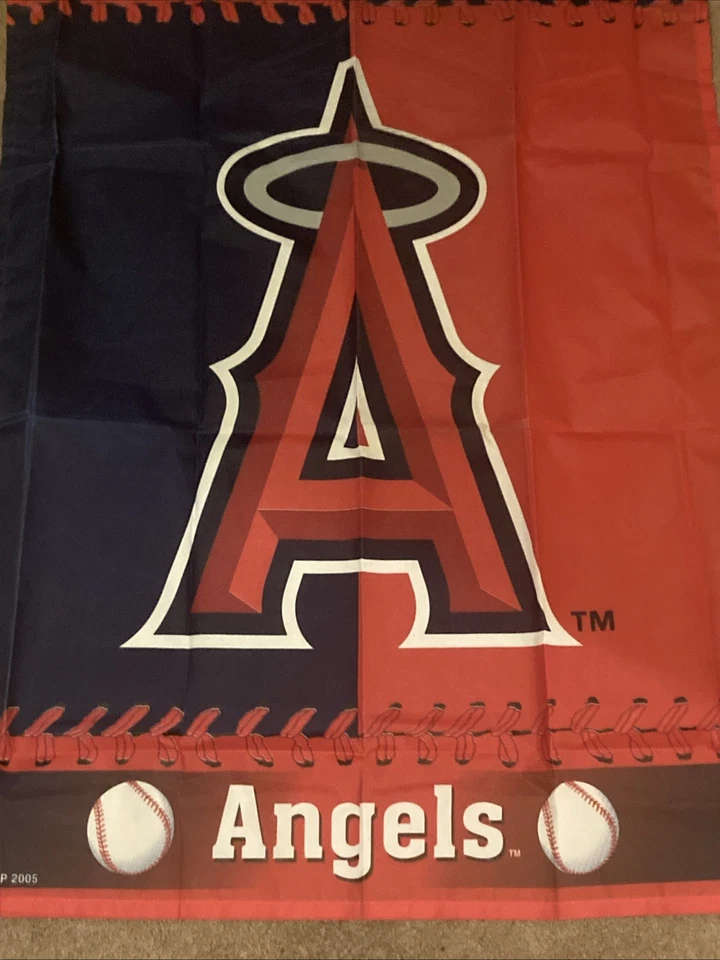 Wincraft 2005 LA Angels Flag 26x36 - Image 3 of 4