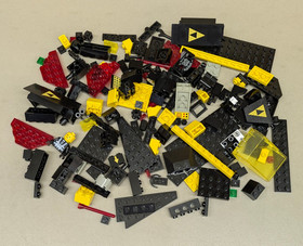 LEGO Space Blacktron 6894 Invader EUC Modular Spaceship Cargo Bay Robot