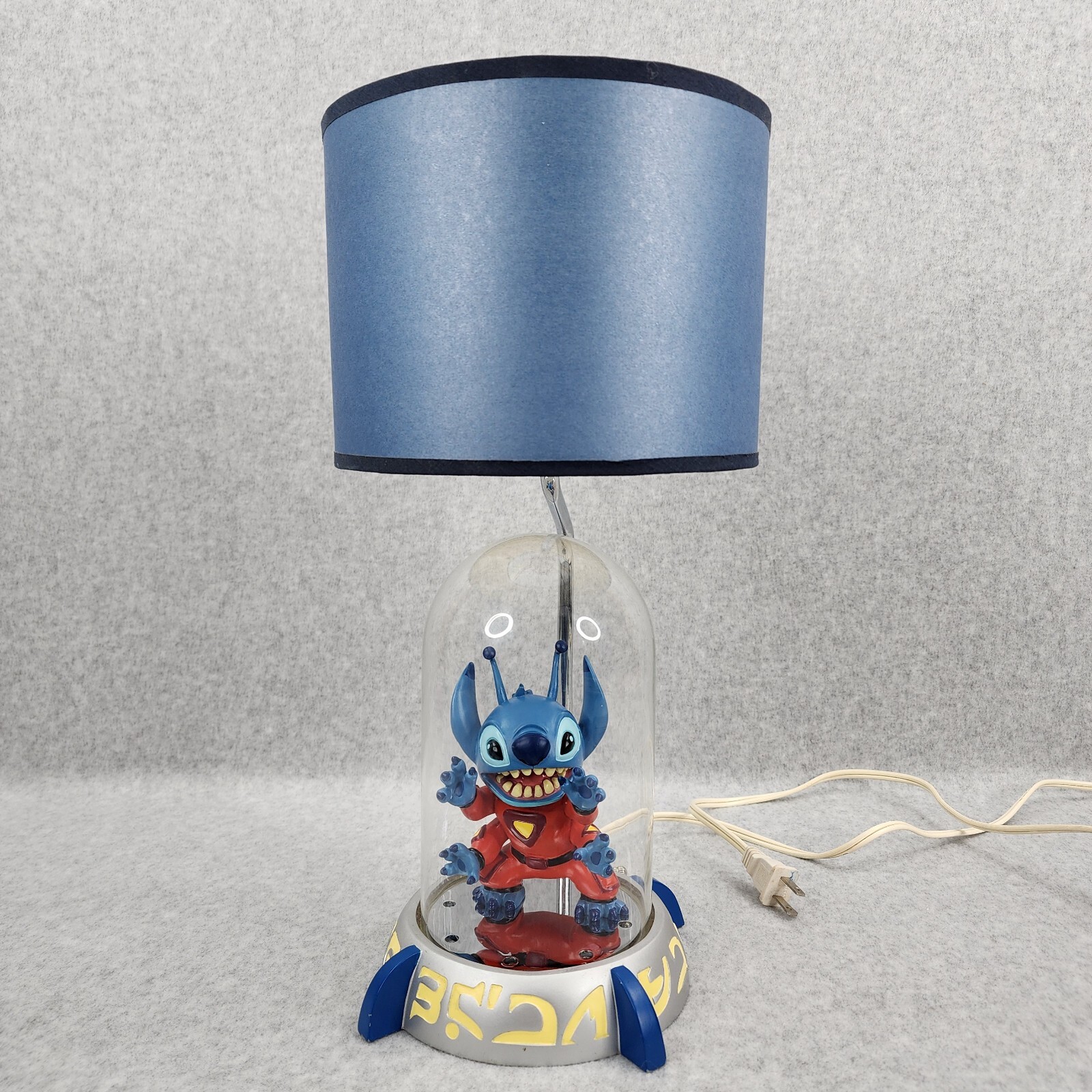 Disney Lilo & Stitch Lamp Experiment Prisoner 626 Rare Limited Discontinued Read
