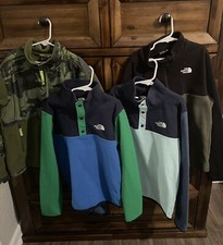 The North Face Big Boys Size M 10-12 and L 14...