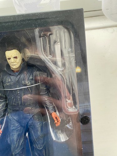 NECA ULTIMATE EDITION SERIES MICHAEL MYERS HORROR ACTION FIGURE HALLOWEEN - Picture 5 of 6