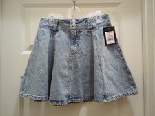 NWT art class Girls' Pleated Denim Mini Skirt - 10/12 - Light Wash