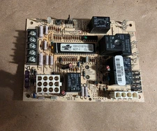 Source1 031-01972-000 Furnace Control Board 6DT-1
