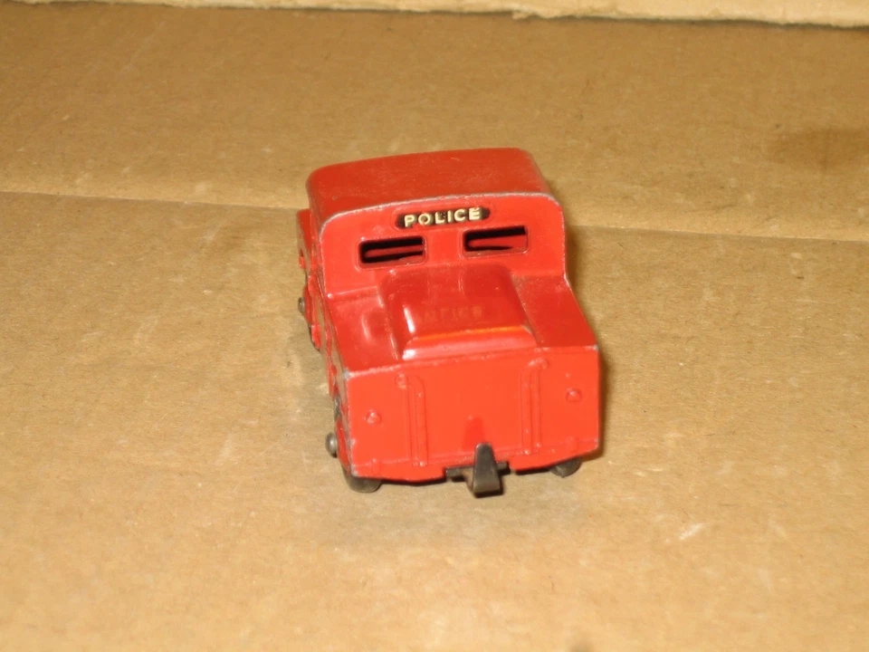 DINKY TOYS    ref  255  LAND ROVER  POLICE - Photo 4/4
