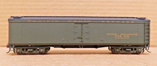 Walthers RTR HO 932-5472 Pacific Fruit Express GACX Wood Reefer PFE 726