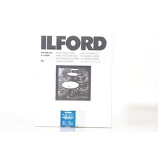 Ilford Multigrade IV RC De Luxe Pearl 24x30.5 Cm / 50 PE Paper - Photo Paper