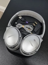 Bose QuietComfort 35 Wireless Headphones - Silver