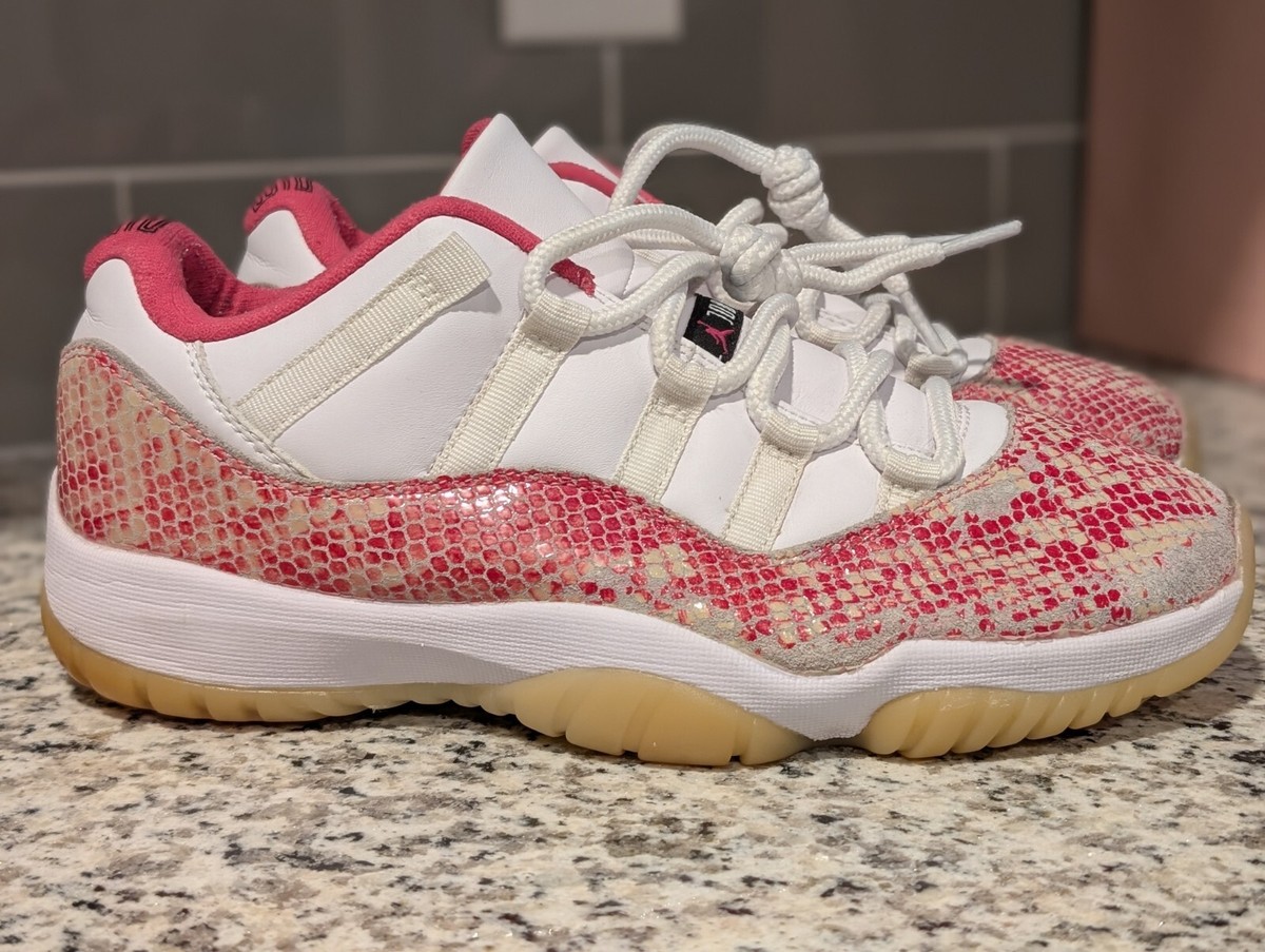 New Floral Jordan HOT Mid Se Nike Air Jordan Flower New Nike