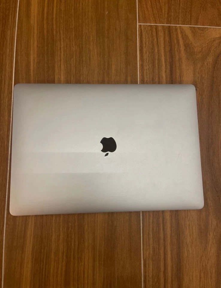 Apple MacBook Pro 16" · i9 9th gen 2.3 GHz · 16GB · 1TB, foto 1 de 5