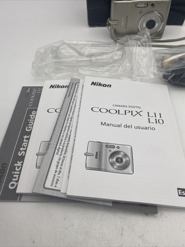 NIKON COOLPIX L11 Digital Camera - Read - Picture 2 of 9