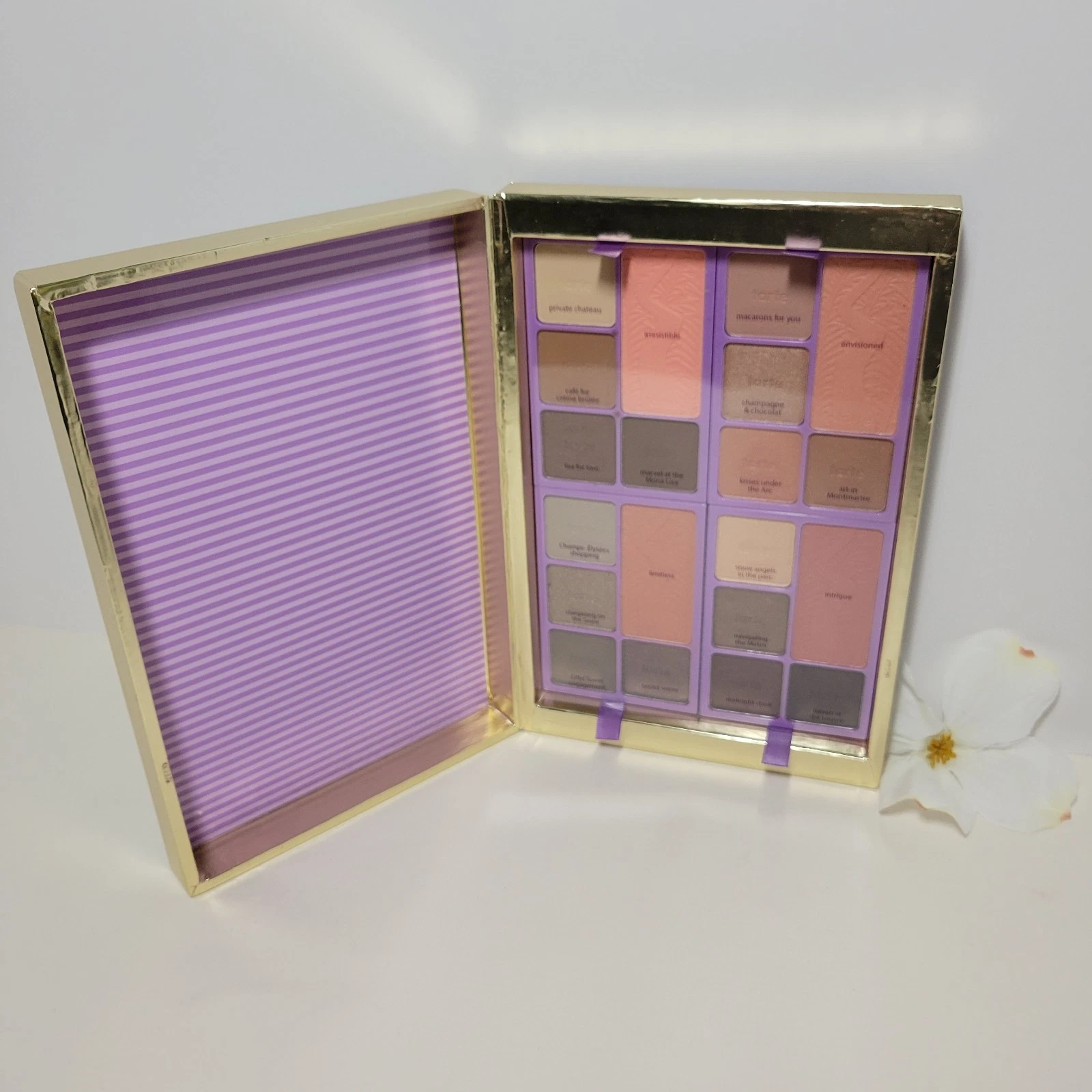 TARTE Away Oui Go Portable Palette Eyeshadow & Blush Only ✨️New Collector’s Set
Opens in a new windo